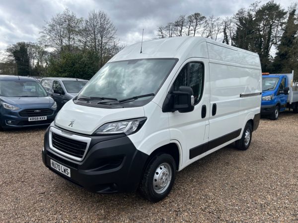 Used PEUGEOT BOXER in Woking Surrey for sale