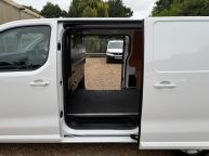 VAUXHALL VIVARO 2700 L1H1 SWB SPORTIVE 1.5 TURBO D *AIR CON!!! - 2275 - 22