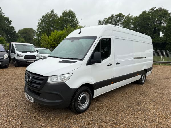 Used MERCEDES BENZ SPRINTER in Woking Surrey for sale