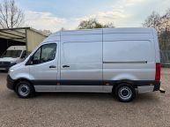MERCEDES BENZ SPRINTER 316 CDI MWB HIGH ROOF 160 BHP *AIR CON!!! - 2227 - 24