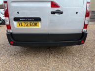 RENAULT MASTER MM35 MWB BUSINESS PLUS 2.3 DCI L2H2 *AIR CON!!! - 2238 - 18