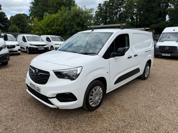 Used VAUXHALL COMBO in Woking Surrey for sale
