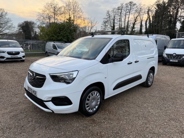 Used VAUXHALL COMBO in Woking Surrey for sale
