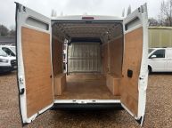PEUGEOT BOXER 335 L3H2 PROFESSIONAL 2.2 HDI BLUE *AIR CON - SAT NAV!!! - 2199 - 20