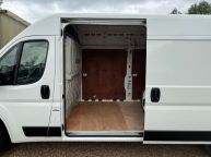 PEUGEOT BOXER 335 L3H2 PROFESSIONAL 2.2 HDI BLUE *AIR CON - SAT NAV!!! - 2241 - 19