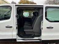 VAUXHALL VIVARO 2900 SWB CREW VAN SPORTIVE 1.6 CDTI *EURO 6!!! - 2053 - 19