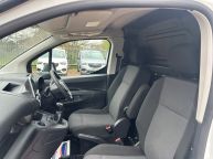 VAUXHALL COMBO 2300 L1H1 *AIR CON* SPORTIVE 1.5 TURBO D *EURO 6!!! - 2197 - 12