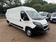 PEUGEOT BOXER 335 L3H2 PROFESSIONAL 2.2 HDI BLUE *AIR CON - SAT NAV!!! - 2241 - 3