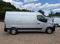 RENAULT MASTER MM35 MWB BUSINESS PLUS 2.3 DCI L2H2 *AIR CON!!! - 2254 - 25