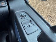 VAUXHALL VIVARO 2700 L1H1 SWB 1.6 CDTI *AIR CON!!! - 2298 - 11