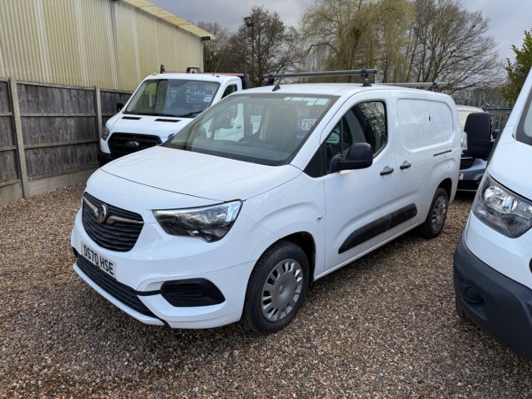Used VAUXHALL COMBO in Woking Surrey for sale