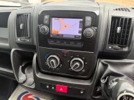 PEUGEOT BOXER 335 L3H2 PROFESSIONAL 2.2 HDI BLUE *AIR CON - SAT NAV!!! - 2241 - 5