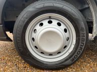 FORD TRANSIT 350 MWB L2 SINGLE CAB DROPSIDE 2.0 TDCI *TWIN WHEELS!!! - 2324 - 32