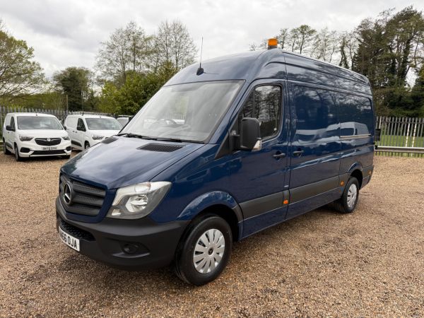 Used MERCEDES BENZ SPRINTER in Woking Surrey for sale