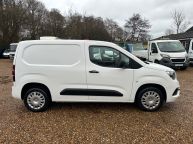 VAUXHALL COMBO 2300 L1H1 *AIR CON* SPORTIVE 1.5 TURBO D *EURO 6!!! - 2197 - 22