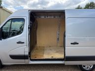 RENAULT MASTER MM35 MWB BUSINESS PLUS 2.3 DCI L2H2 *AIR CON!!! - 2254 - 20