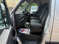 RENAULT MASTER MM35 MWB BUSINESS PLUS 2.3 DCI L2H2 *AIR CON!!! - 2254 - 11