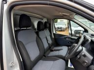VAUXHALL VIVARO 2700 L1H1 SWB 1.6 CDTI *AIR CON!!! - 2298 - 15