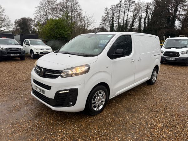 Used VAUXHALL VIVARO in Woking Surrey for sale