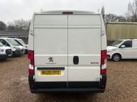 PEUGEOT BOXER 335 L3H2 PROFESSIONAL 2.2 HDI BLUE *AIR CON - SAT NAV!!! - 2199 - 29