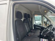 PEUGEOT BOXER 335 L3H2 PROFESSIONAL 2.2 HDI BLUE *AIR CON - SAT NAV!!! - 2199 - 15