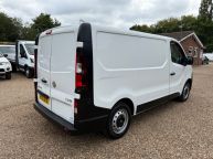 VAUXHALL VIVARO 2900 L1H1 **AIR CON** 1.6 CDTI SWB *EURO 6!!! - 2278 - 31