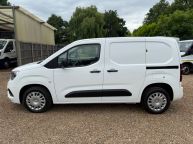 VAUXHALL COMBO 2300 L1H1 *AIR CON* SPORTIVE 1.5 TURBO D *EURO 6!!! - 2259 - 20