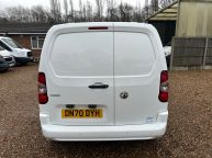 VAUXHALL COMBO 2300 L1H1 *AIR CON* SPORTIVE 1.5 TURBO D *EURO 6!!! - 2197 - 28