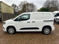 VAUXHALL COMBO 2300 L1H1 *AIR CON* SPORTIVE 1.5 TURBO D *EURO 6!!! - 2197 - 20