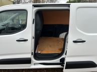 VAUXHALL COMBO 2300 L1H1 *AIR CON* SPORTIVE 1.5 TURBO D *EURO 6!!! - 2197 - 17