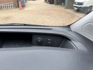FORD TRANSIT CUSTOM 320 SWB L1H1 TREND 2.0 TDCI *AIR CON!!! - 2240 - 11