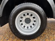 FORD TRANSIT 350 MWB L2 SINGLE CAB DROPSIDE 2.2 TDCI *TWIN WHEELS!!! - 2350 - 29