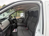 RENAULT TRAFIC SL27 SWB BUSINESS PLUS ENERGY 1.6 DCI L1H1 *AIR CON!!! - 2274 - 15