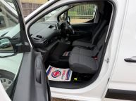 VAUXHALL COMBO 2300 L1H1 *AIR CON* SPORTIVE SWB 1.5 TURBO D *3 SEATER!!! - 2272 - 11