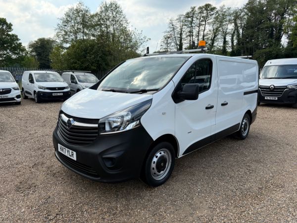 Used VAUXHALL VIVARO in Woking Surrey for sale