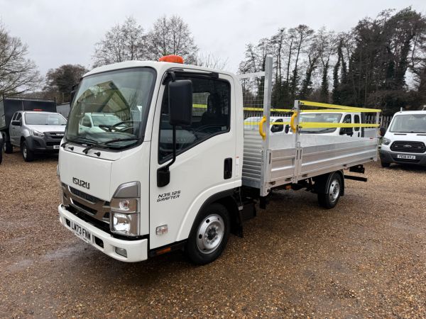 Used ISUZU GRAFTER in Woking Surrey for sale