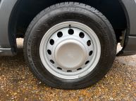 FORD TRANSIT 350 MWB L2 SINGLE CAB DROPSIDE 2.2 TDCI *TWIN WHEELS!!! - 2350 - 26