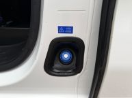 VAUXHALL VIVARO 2700 L1H1 SWB SPORTIVE 1.5 TURBO D *AIR CON!!! - 2275 - 30