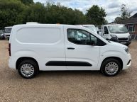VAUXHALL COMBO 2300 L1H1 *AIR CON* SPORTIVE SWB 1.5 TURBO D *EURO 6!!! - 2258 - 23
