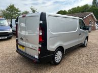 VAUXHALL VIVARO 2700 L1H1 *AIR CON* 1.6 CDTI ECOFLEX *EURO 6!!! - 1950 - 28