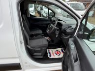 VAUXHALL COMBO 2300 L1H1 *AIR CON* SPORTIVE SWB 1.5 TURBO D *EURO 6!!! - 2258 - 14