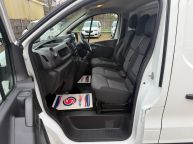 RENAULT TRAFIC SH30 2.0 DCI SWB HIGH ROOF BUSINESS+ L1H2 *AIR CON!!! - 2334 - 11