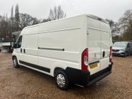 PEUGEOT BOXER 335 L3H2 PROFESSIONAL 2.2 HDI BLUE *AIR CON - SAT NAV!!! - 2199 - 28