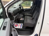 VAUXHALL VIVARO 2700 L1H1 SWB SPORTIVE 1.5 TURBO D *AIR CON!!! - 2275 - 13