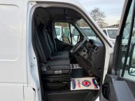 RENAULT MASTER LM35 LWB BUSINESS PLUS 2.3 DCI FWD *AIR CON!!! - 2224 - 17