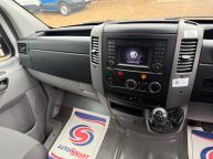 VOLKSWAGEN CRAFTER CR35 MWB HIGH ROOF 2.0 TDI BMT *AIR CON!!! - 2317 - 4