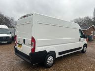 PEUGEOT BOXER 335 L3H2 PROFESSIONAL 2.2 HDI BLUE *AIR CON - SAT NAV!!! - 2199 - 30