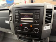 VOLKSWAGEN CRAFTER CR35 MWB HIGH ROOF 2.0 TDI BMT *AIR CON!!! - 2317 - 4