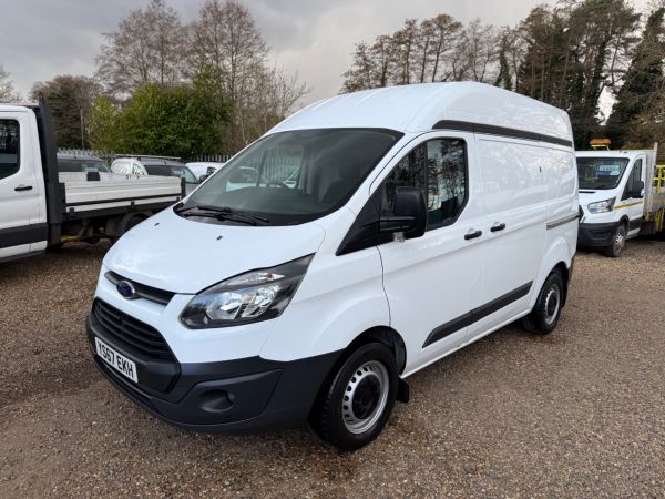Used FORD TRANSIT CUSTOM in Woking Surrey for sale