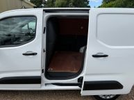 VAUXHALL COMBO 2300 L1H1 *AIR CON* SPORTIVE SWB 1.5 TURBO D *EURO 6!!! - 2258 - 18